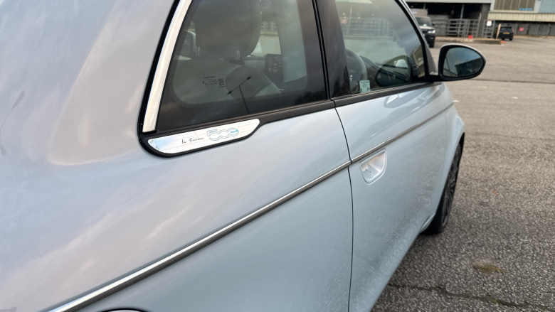 Fiat 500 87kW La Prima 42kWh 3dr Auto Electric Hatchback